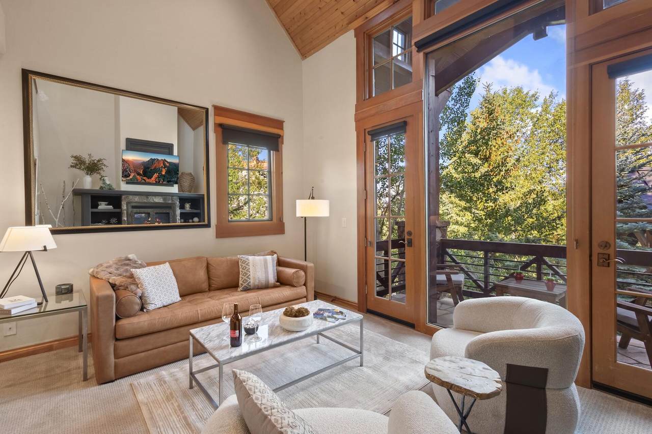 https://bt-photos.global.ssl.fastly.net/telluride/1280_boomver_3_44241-2.jpg