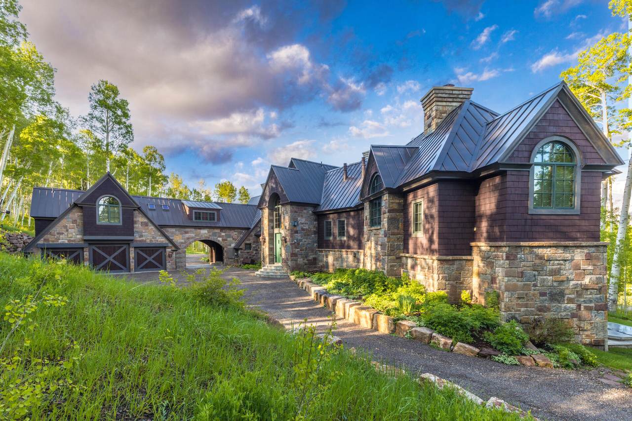 1130 Elk Run Road - Photo 1