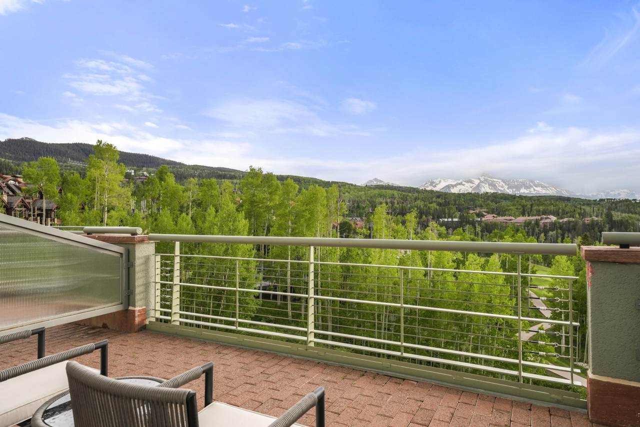 https://bt-photos.global.ssl.fastly.net/telluride/1280_boomver_4_43650-2.jpg