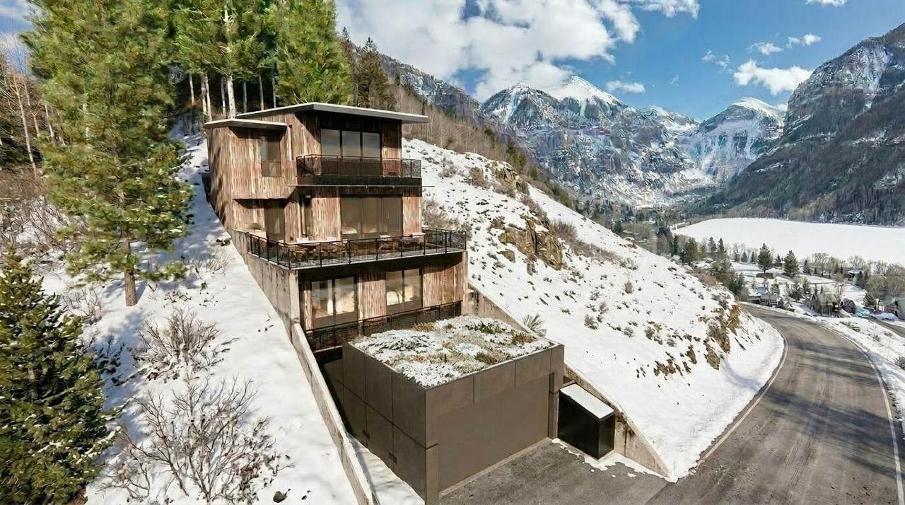 https://bt-photos.global.ssl.fastly.net/telluride/1280_boomver_5_44252-2.jpg