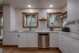 559 Suzanne Lane - Photo 6