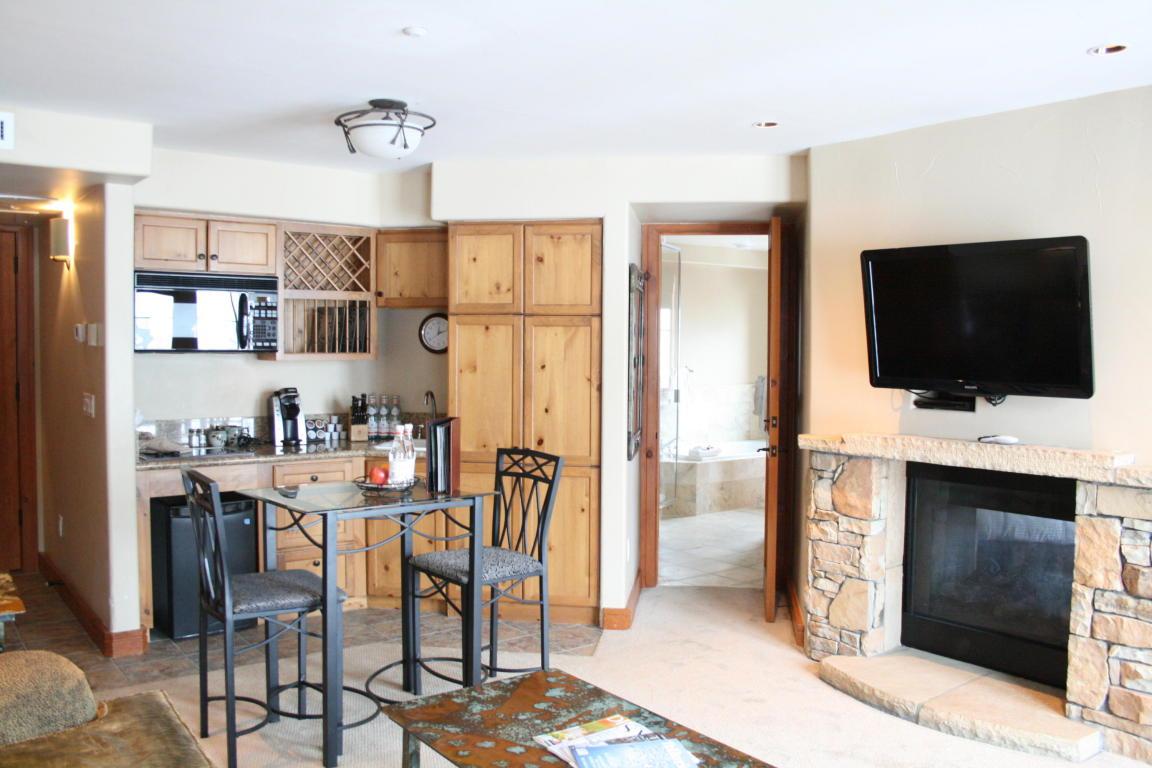 119 Lost Creek - Photo 1
