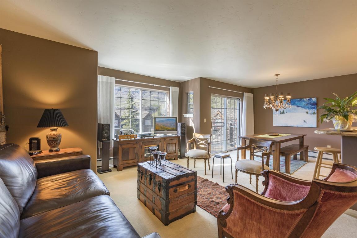 302 Adams Ranch Road - Photo 1