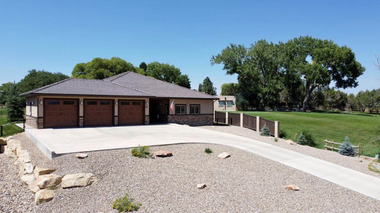 2721 Golf Course Lane - Photo 1