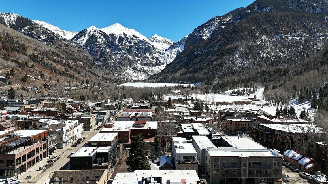 https://bt-photos.global.ssl.fastly.net/telluride/orig_boomver_1_43760-2.jpg