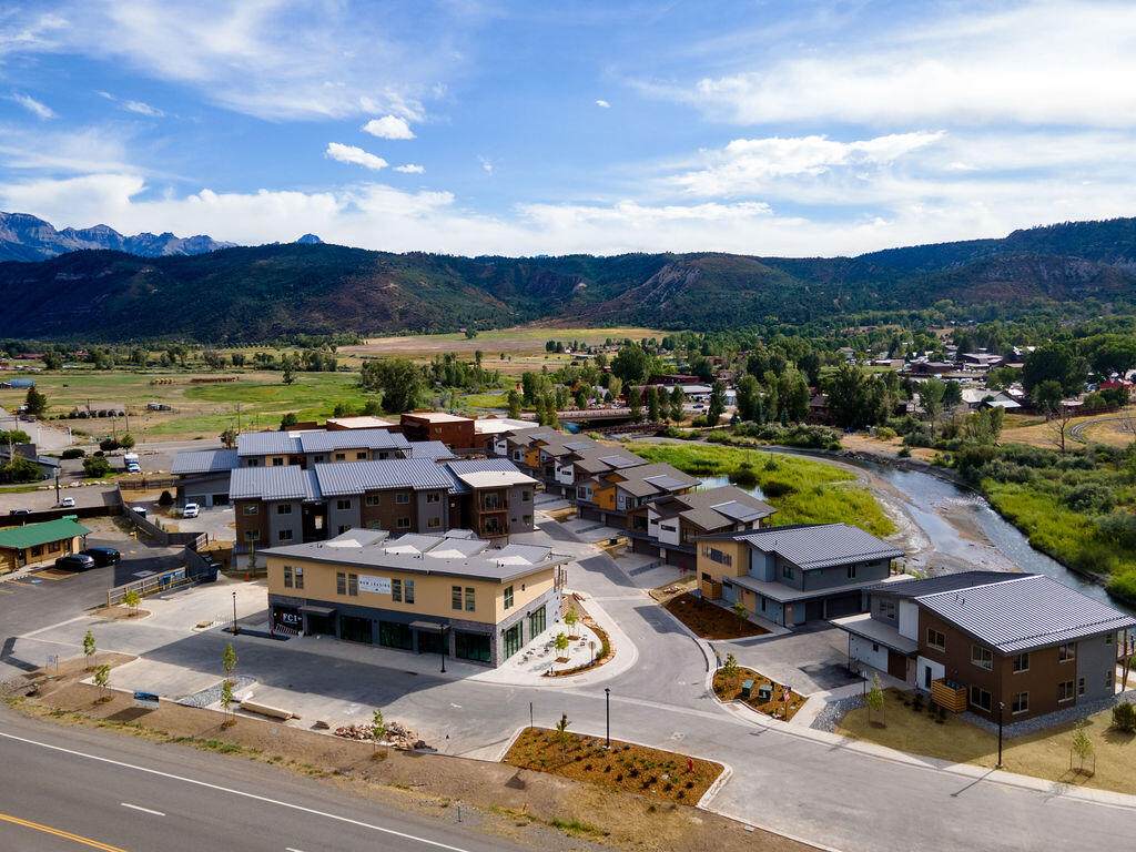 205 Jasper Place - Photo 1