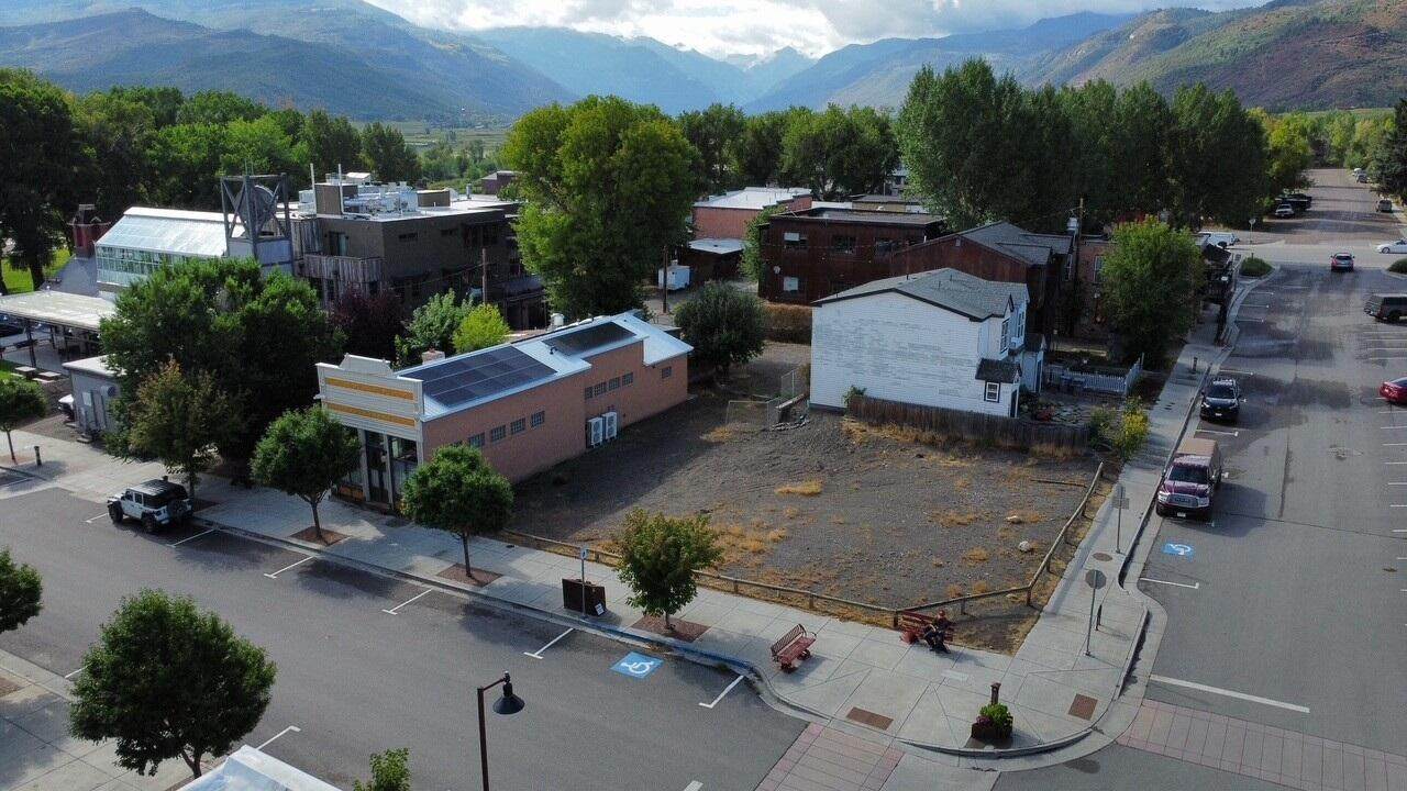 https://bt-photos.global.ssl.fastly.net/telluride/orig_boomver_1_44356-2.jpg