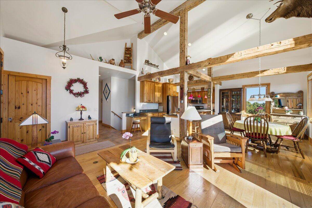https://bt-photos.global.ssl.fastly.net/telluride/orig_boomver_1_44382-2.jpg