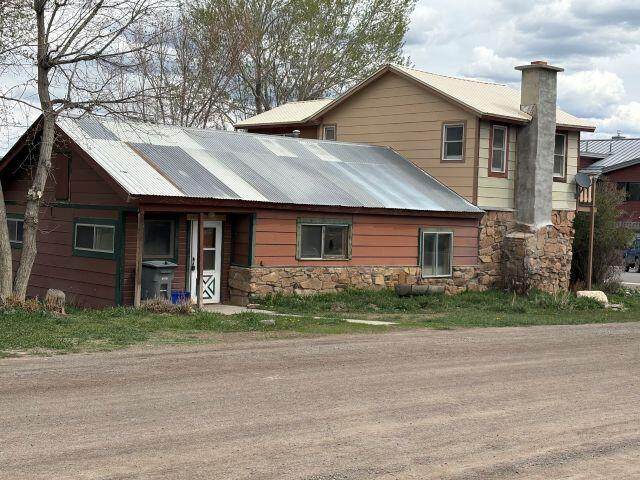 411 Lena Street - Photo 1