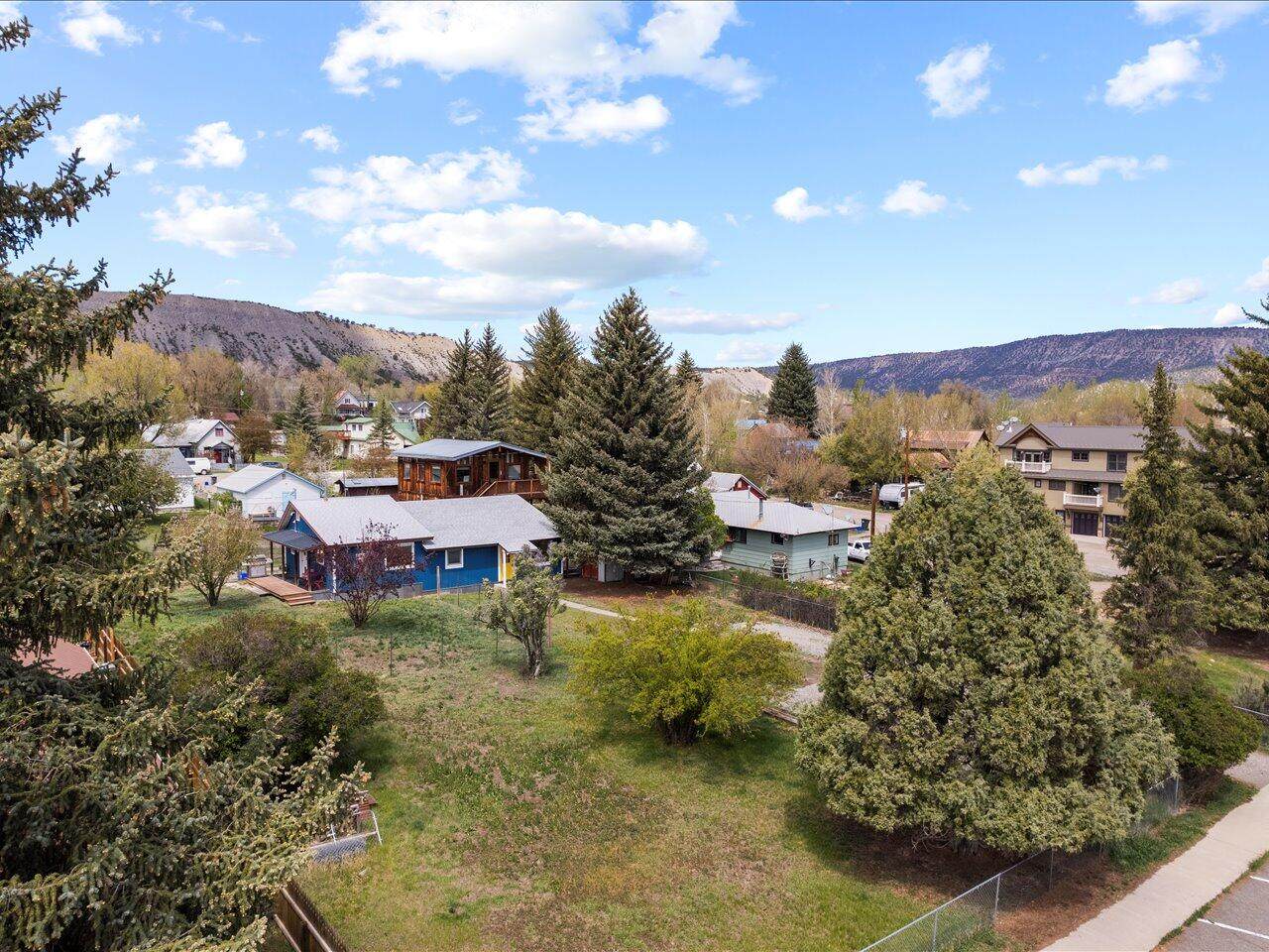https://bt-photos.global.ssl.fastly.net/telluride/orig_boomver_1_44455-2.jpg