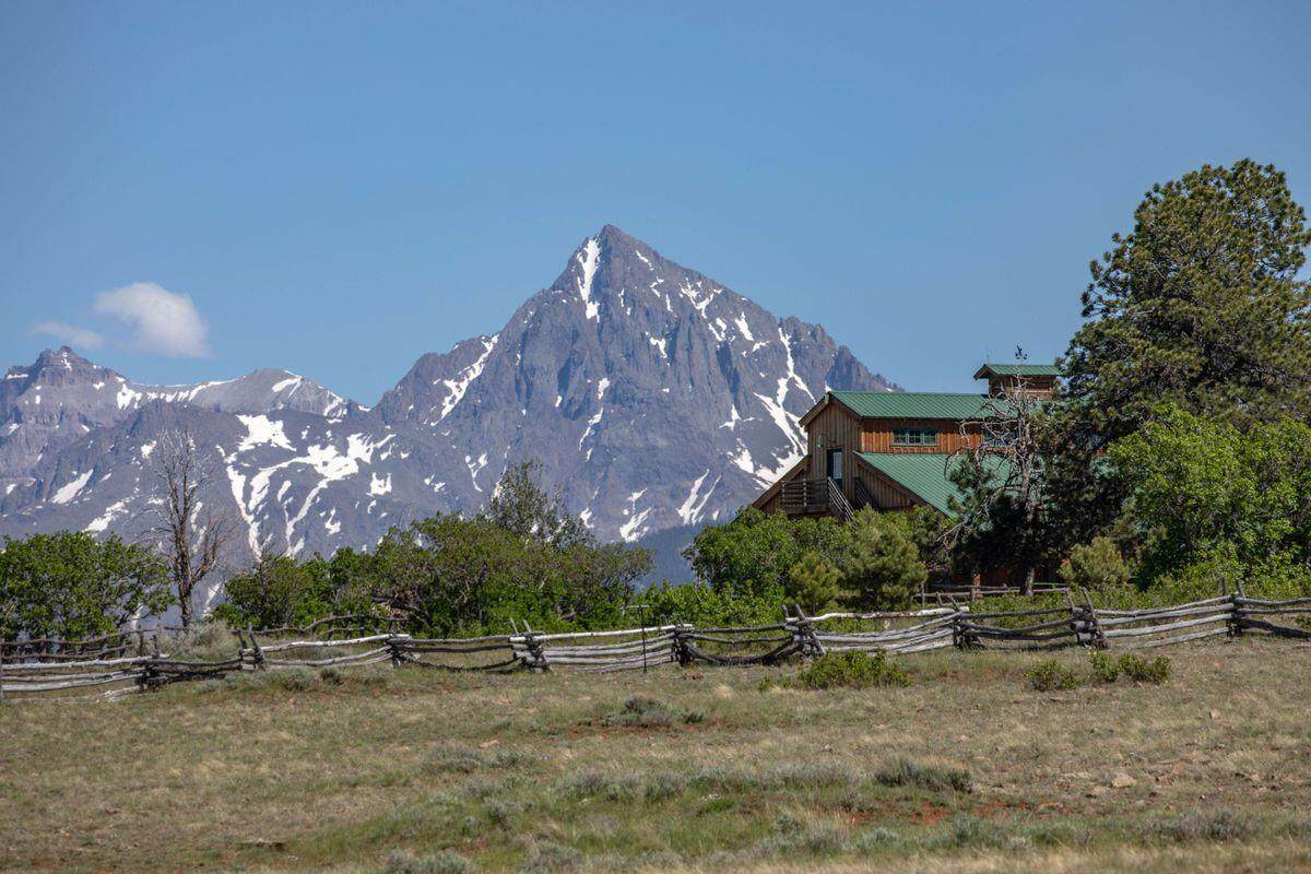 https://bt-photos.global.ssl.fastly.net/telluride/orig_boomver_1_44586-2.jpg