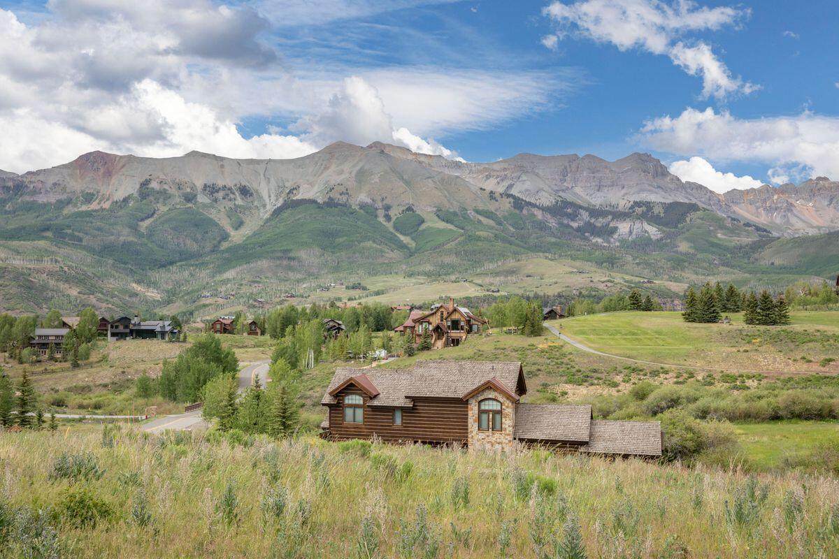 https://bt-photos.global.ssl.fastly.net/telluride/1280_boomver_1_44649-2.jpg