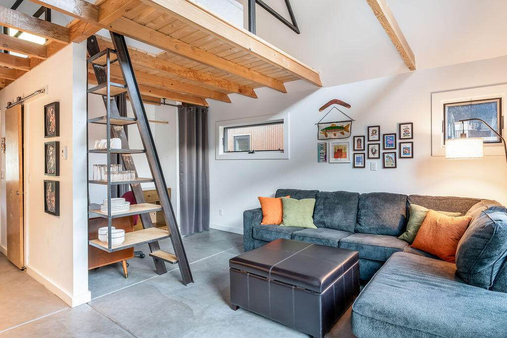 https://bt-photos.global.ssl.fastly.net/telluride/orig_boomver_1_44722-2.jpg