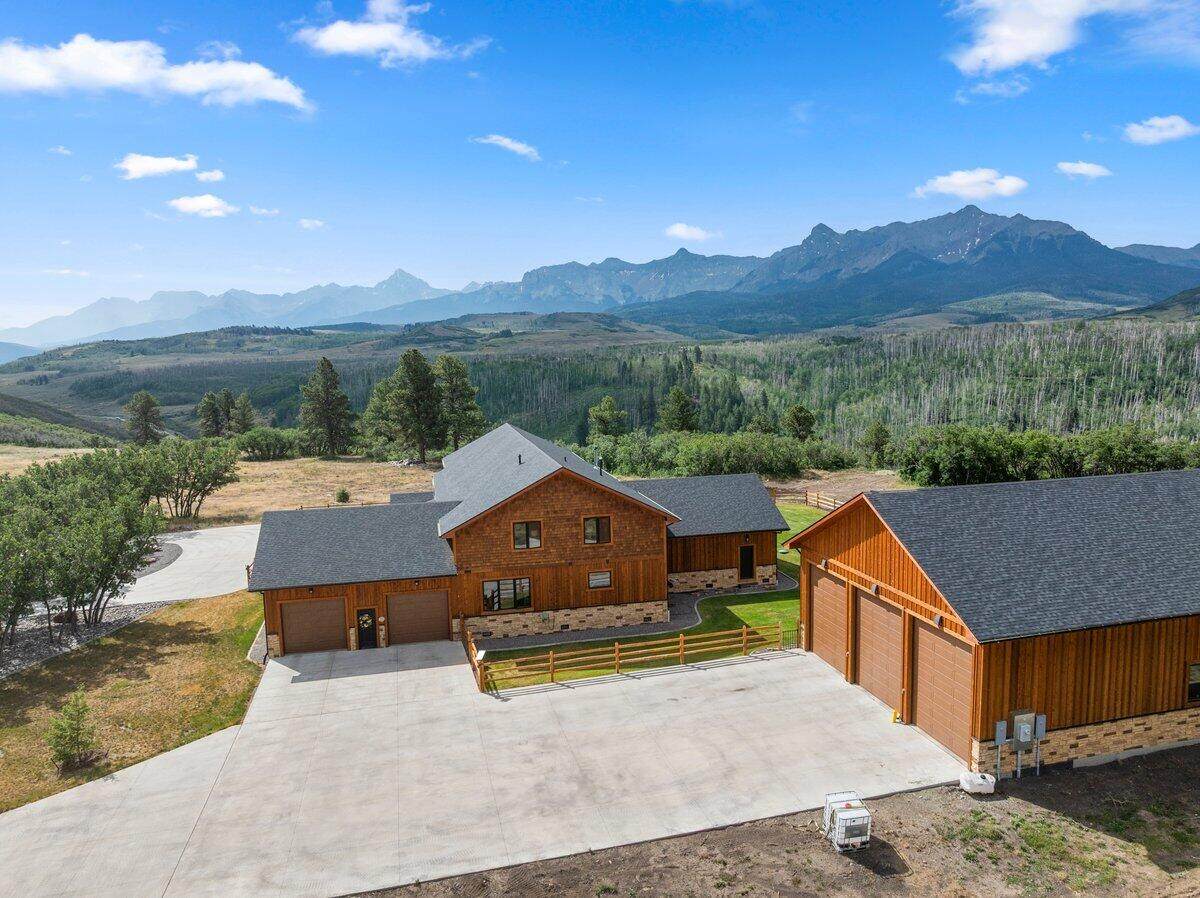 https://bt-photos.global.ssl.fastly.net/telluride/orig_boomver_1_44775-2.jpg