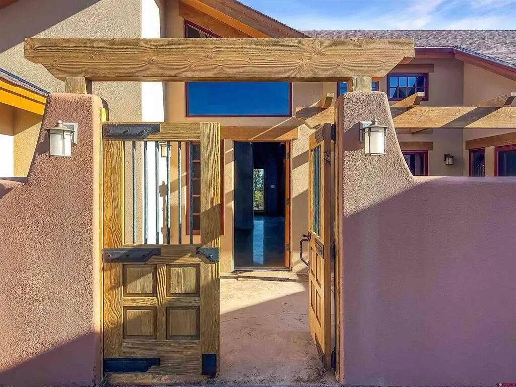 https://bt-photos.global.ssl.fastly.net/telluride/orig_boomver_1_44840-2.jpg