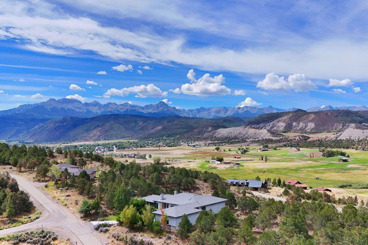 1040 Golden Eagle Trail - Photo 1