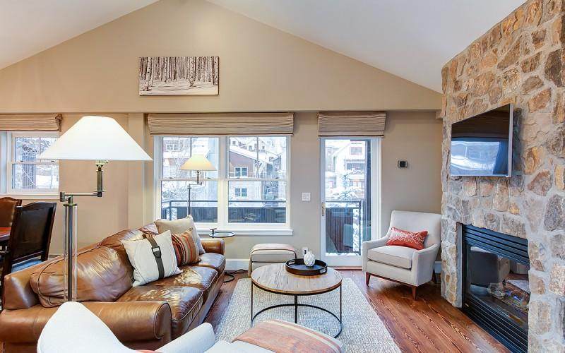 550 Depot Avenue - Photo 1