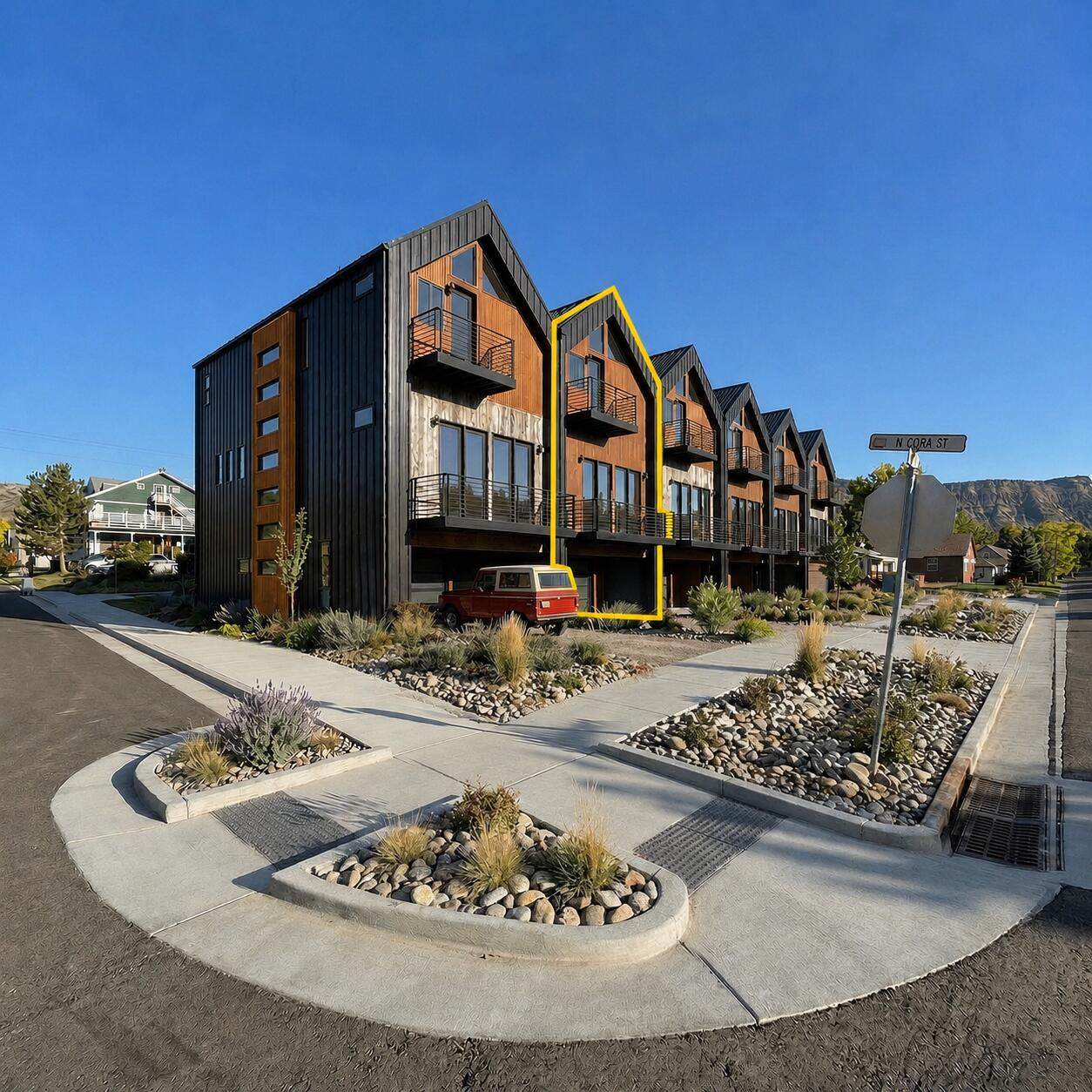 612 Charles Street - Photo 1