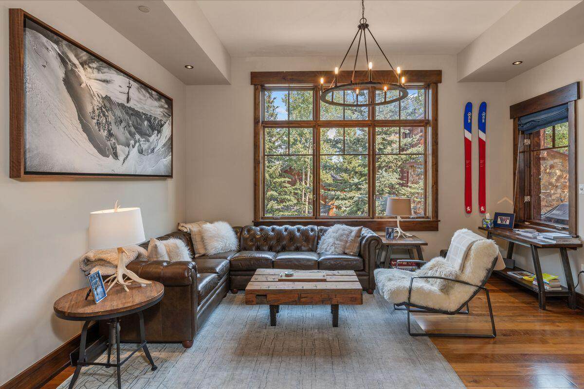 https://bt-photos.global.ssl.fastly.net/telluride/orig_boomver_2_44818-2.jpg