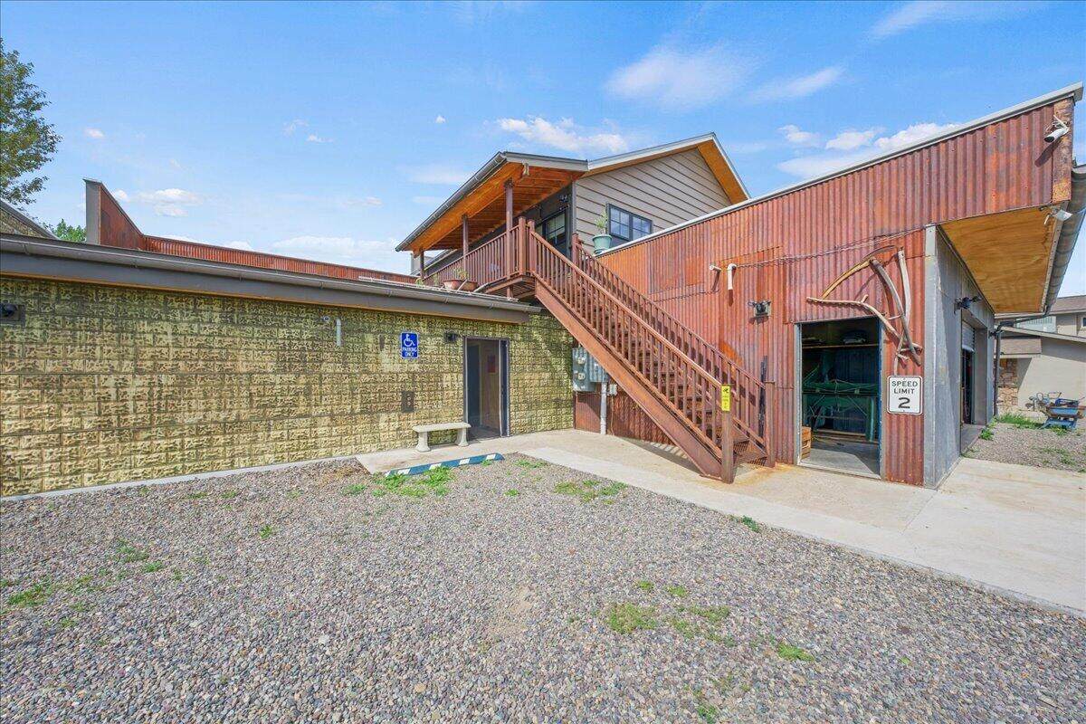 https://bt-photos.global.ssl.fastly.net/telluride/orig_boomver_2_44850-2.jpg