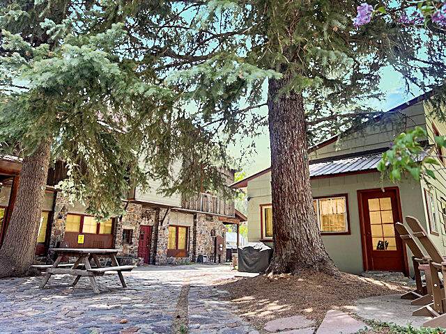 https://bt-photos.global.ssl.fastly.net/telluride/orig_boomver_5_43010-2.jpg