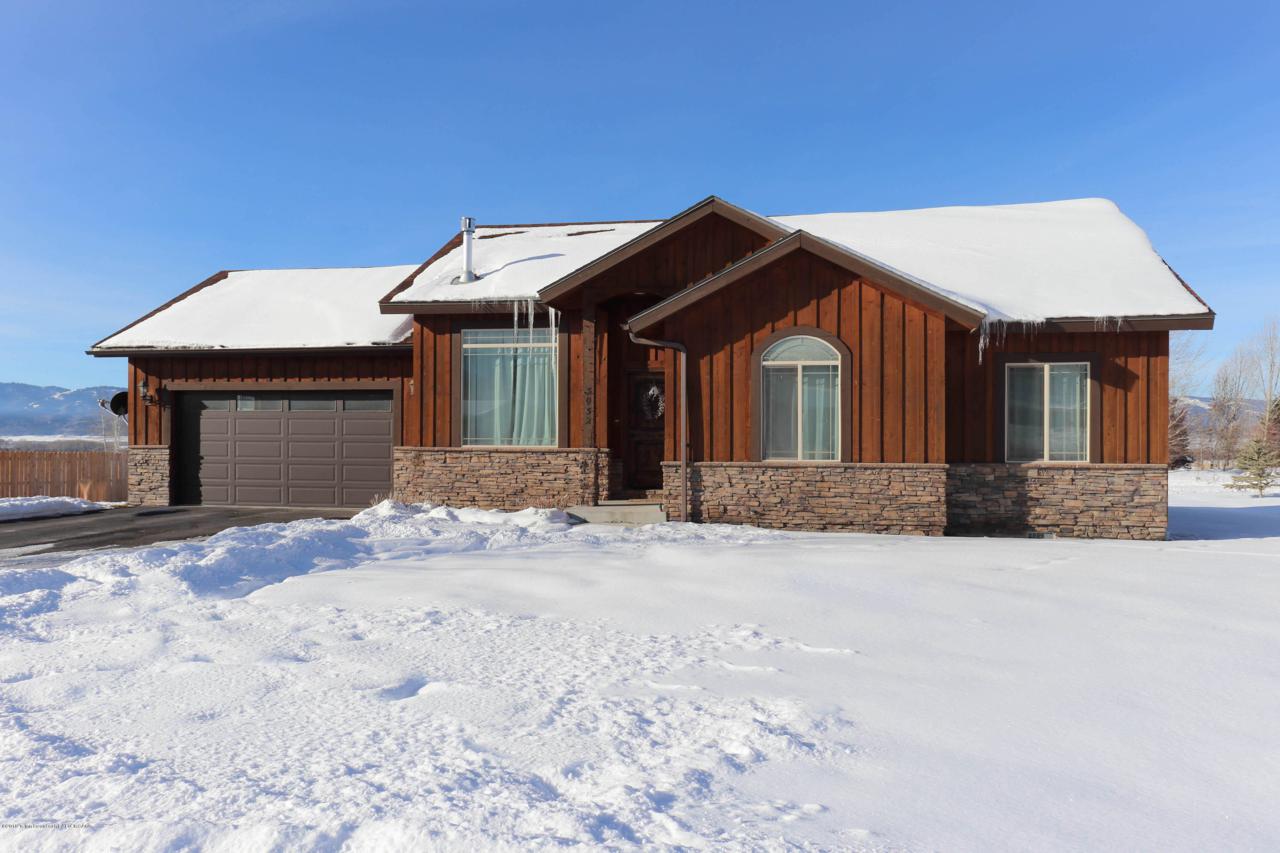 3932 Spruce Rd - Photo 1