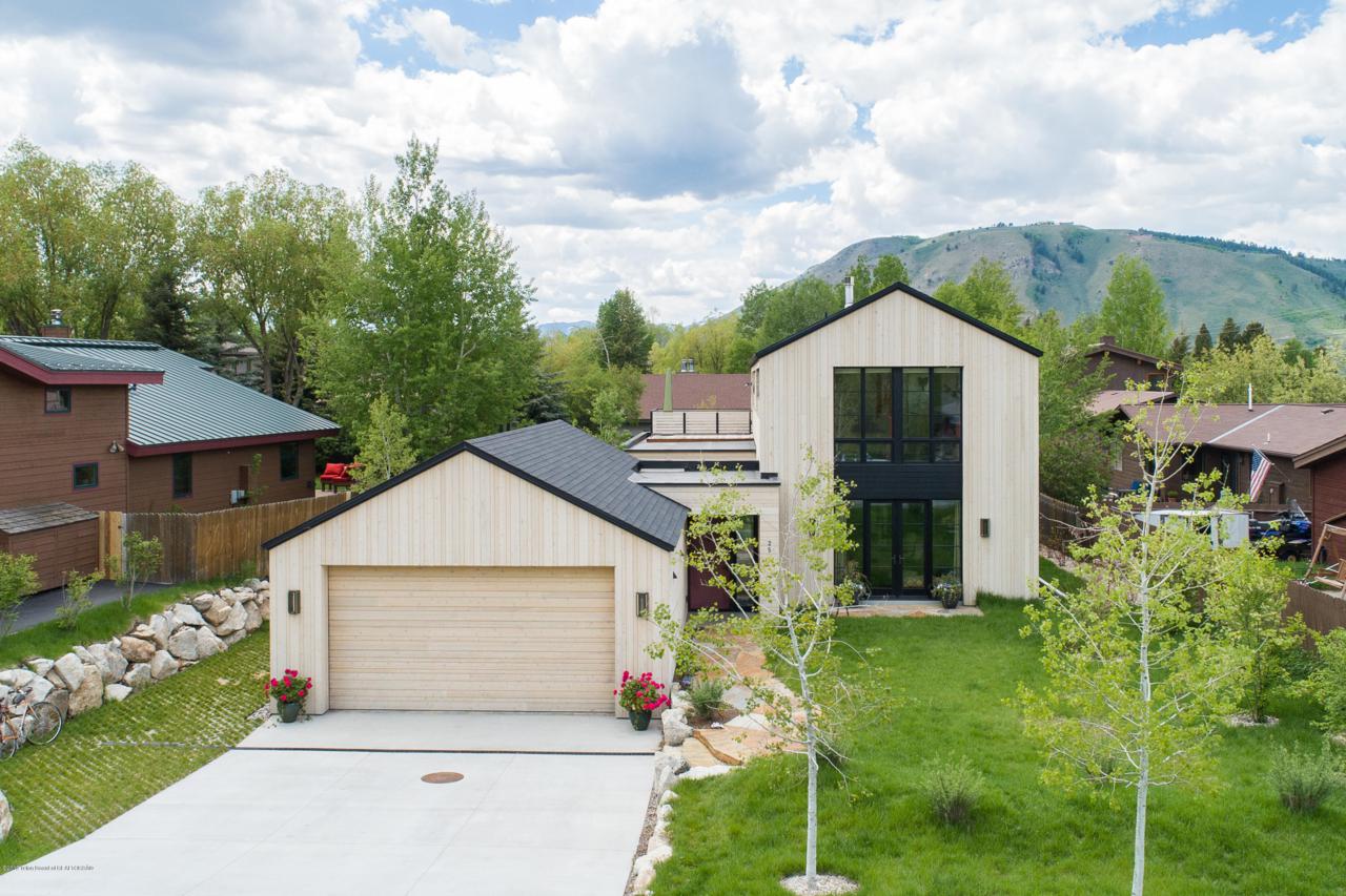 25 Rancher Street - Photo 1