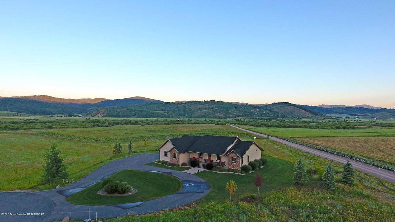 415 Golden Stone - Photo 1