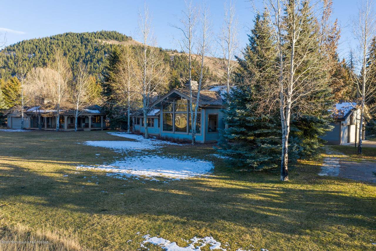 2650 Stonecrop Rd - Photo 1