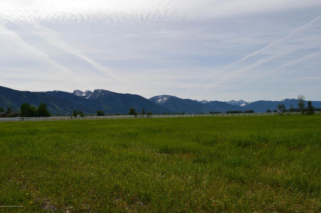 TBD Caribou Loop - Photo 1