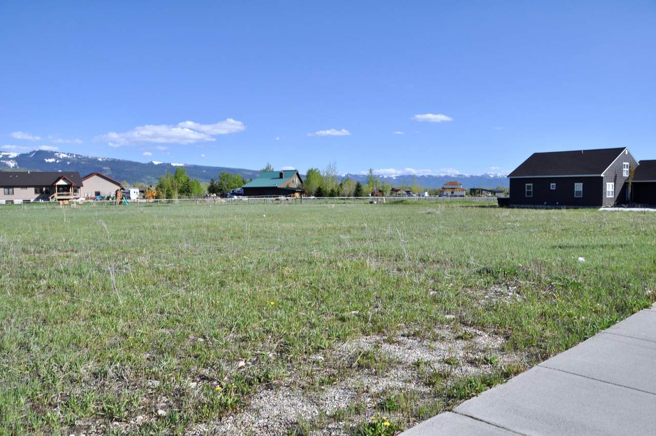 1170 Wind River Trail - Photo 1