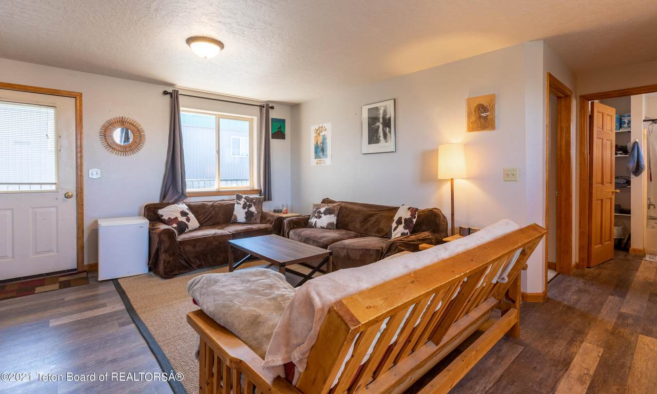 555 Deer Drive - Photo 1
