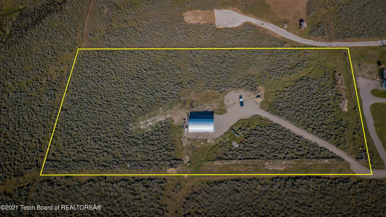 2825 Shark Fin Ln - Photo 1