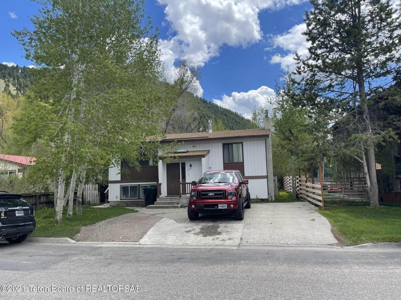 1130 Meadowlark Lane - Photo 1