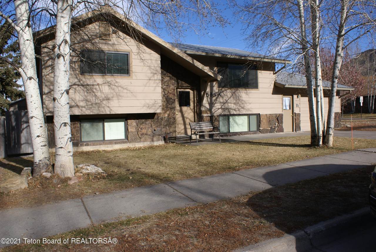 595 Kelly Ave - Photo 1