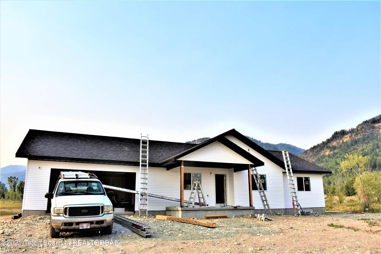 327 Ponderosa Drive - Photo 1