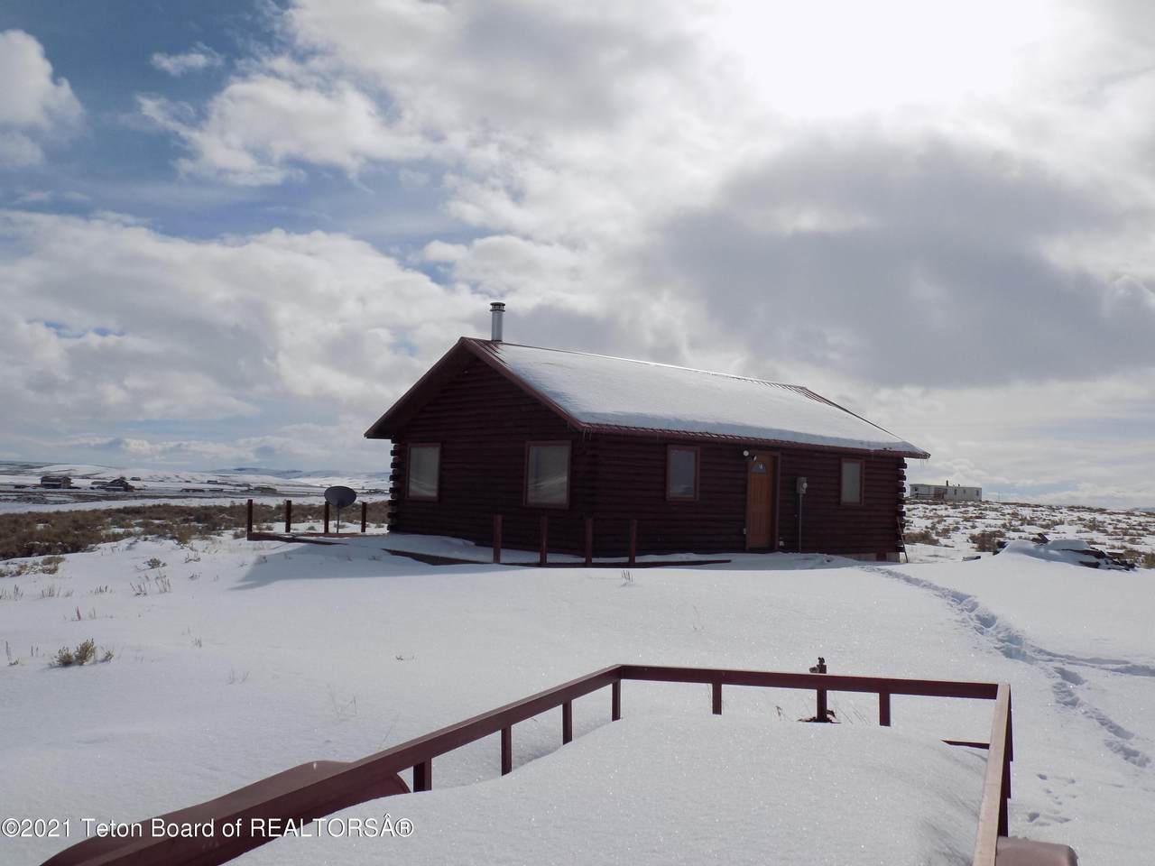 16 Gray Thunder Ln - Photo 1