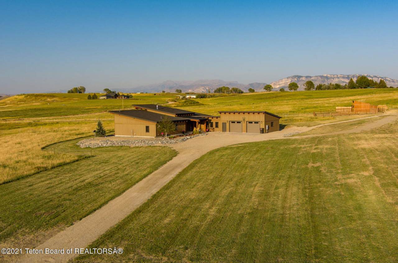 17 Cascade Lane - Photo 1