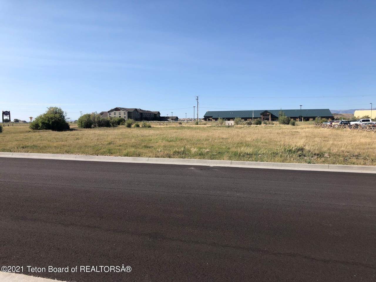 1600 West Pine Street - Photo 1
