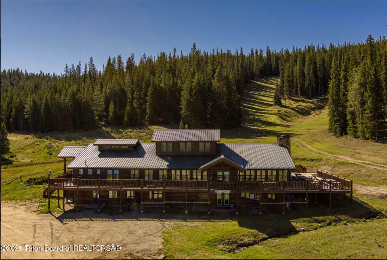 Meadowlark Lake Lodge - Photo 1