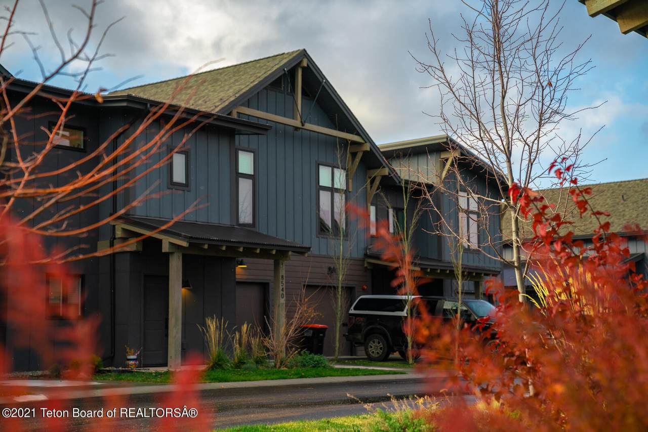8540 Caribou Ct - Photo 1
