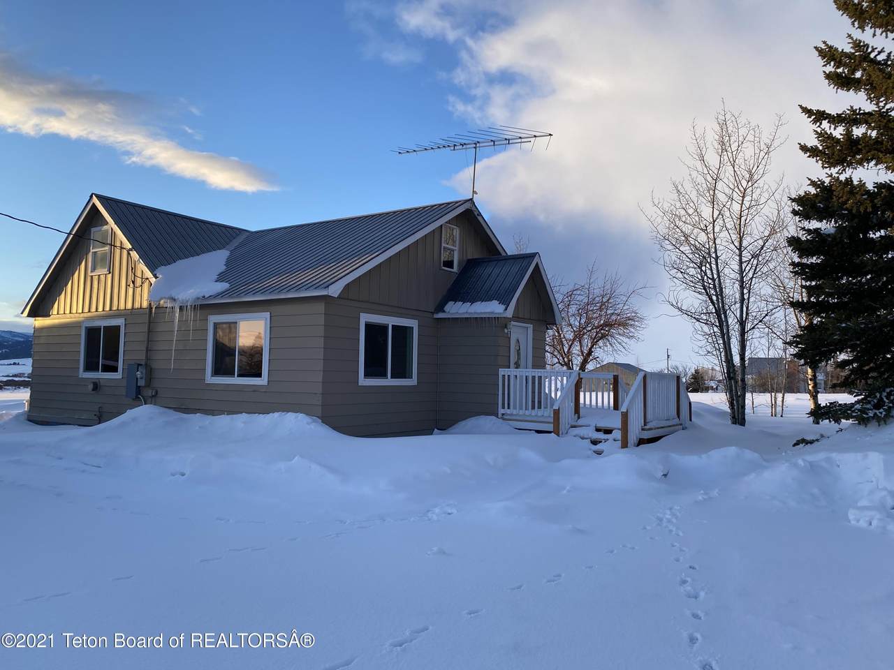107963 Hwy 89 - Photo 1