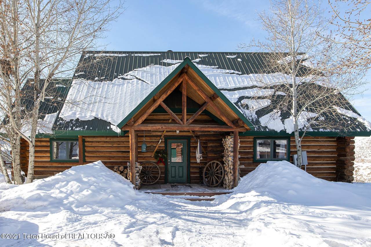6625 Squaw Creek Rd - Photo 1
