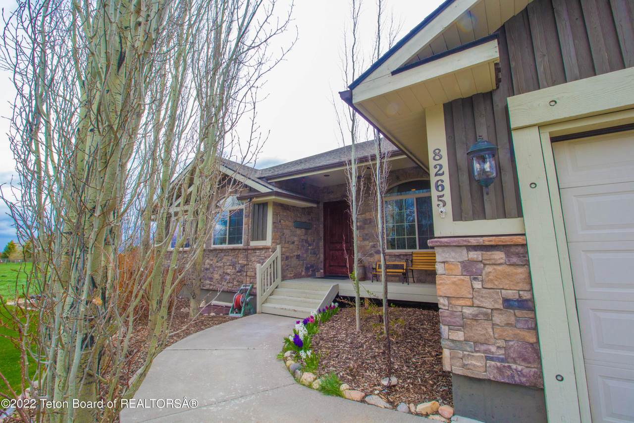8265 Brown Trout Bend - Photo 1
