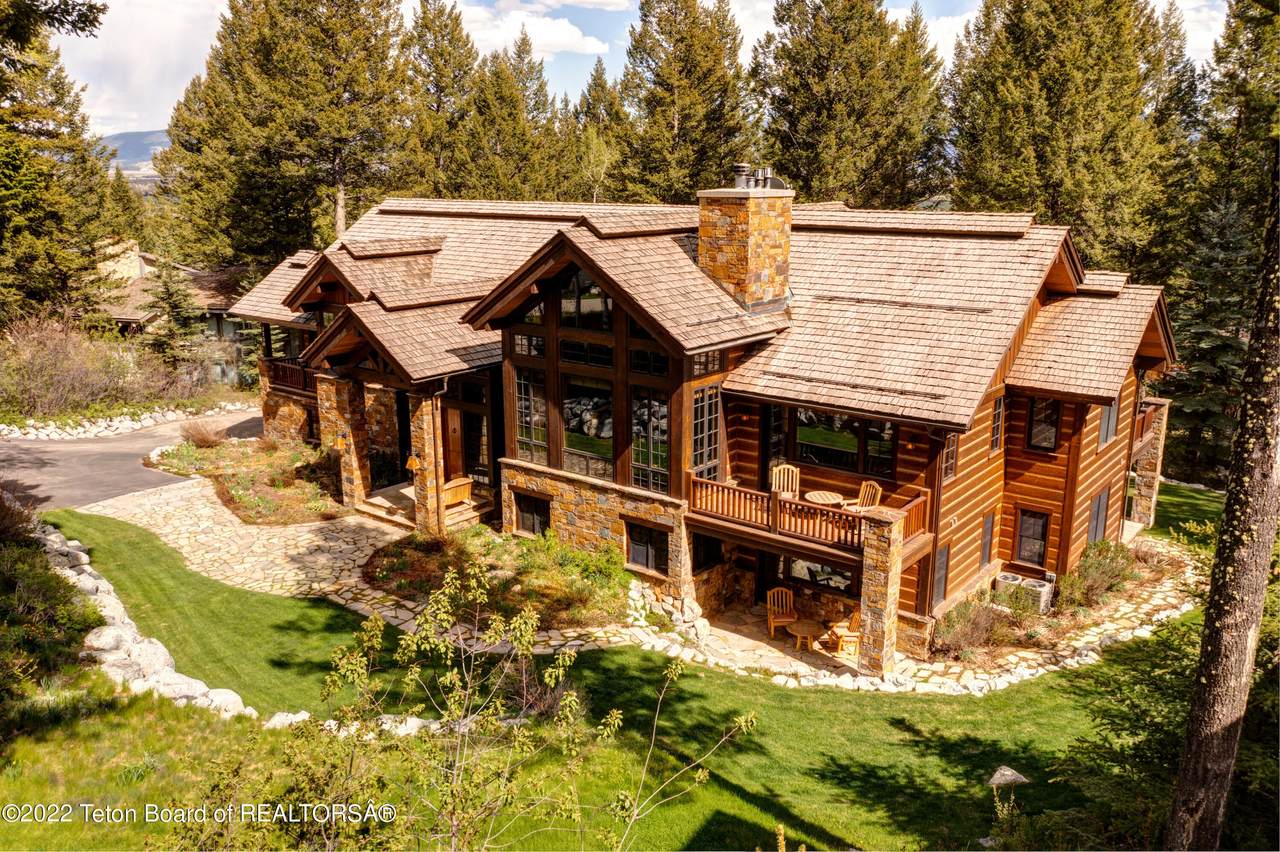 3730 Curtis Dr - Photo 1