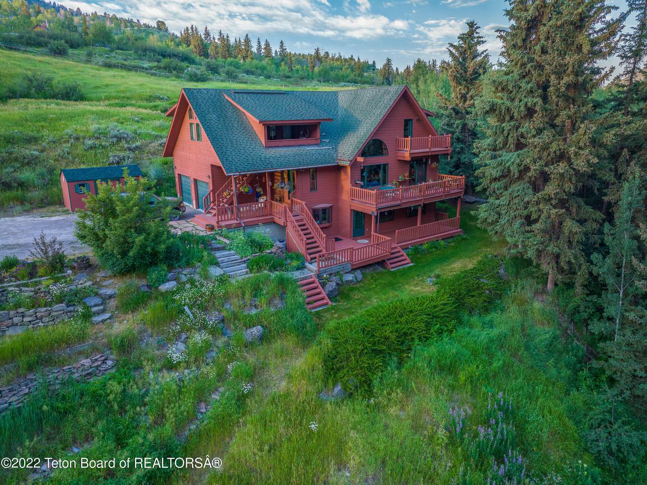 2425 Horse Creek Road - Photo 1