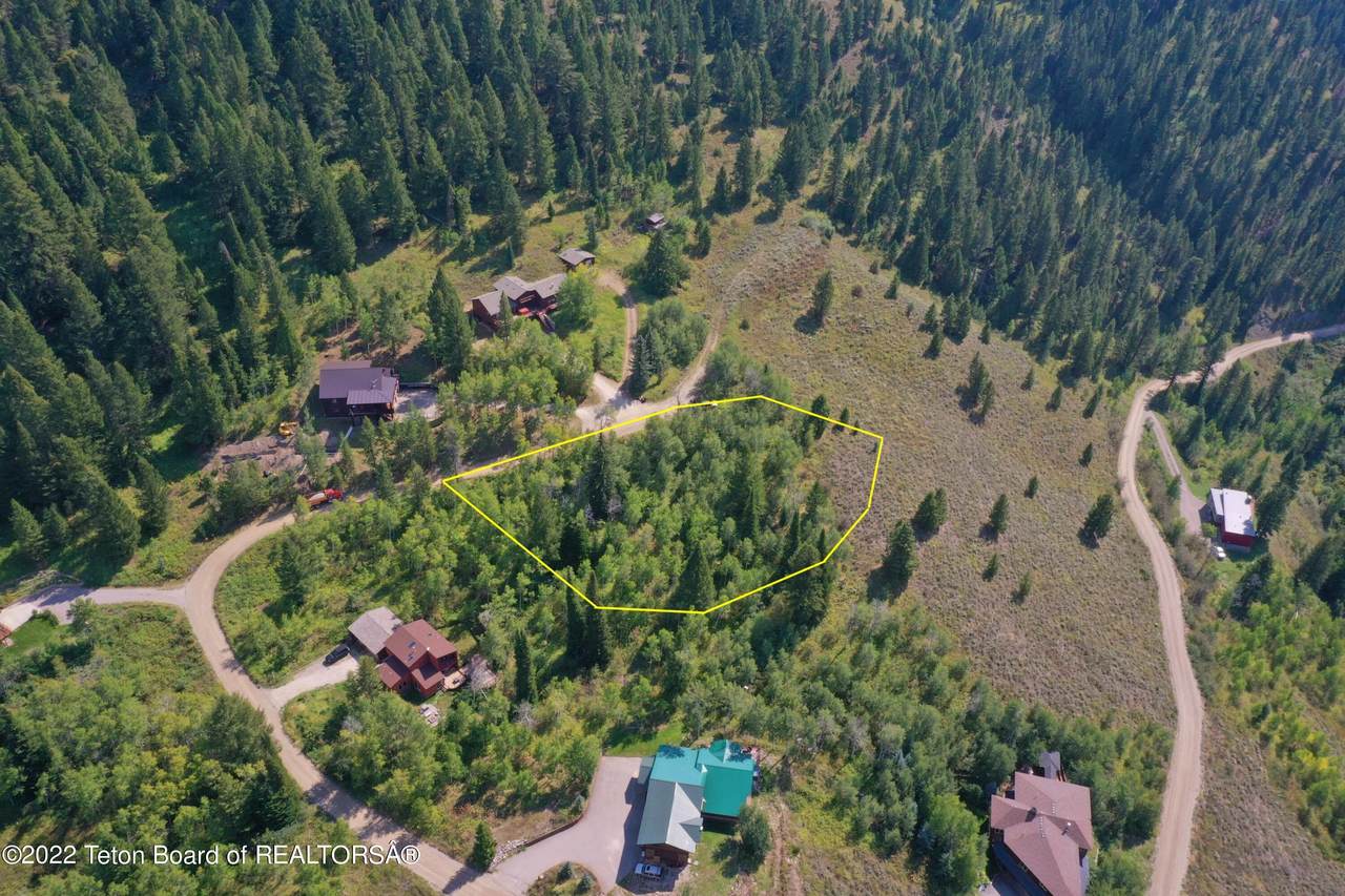 1250 Deer Creek Dr - Photo 1