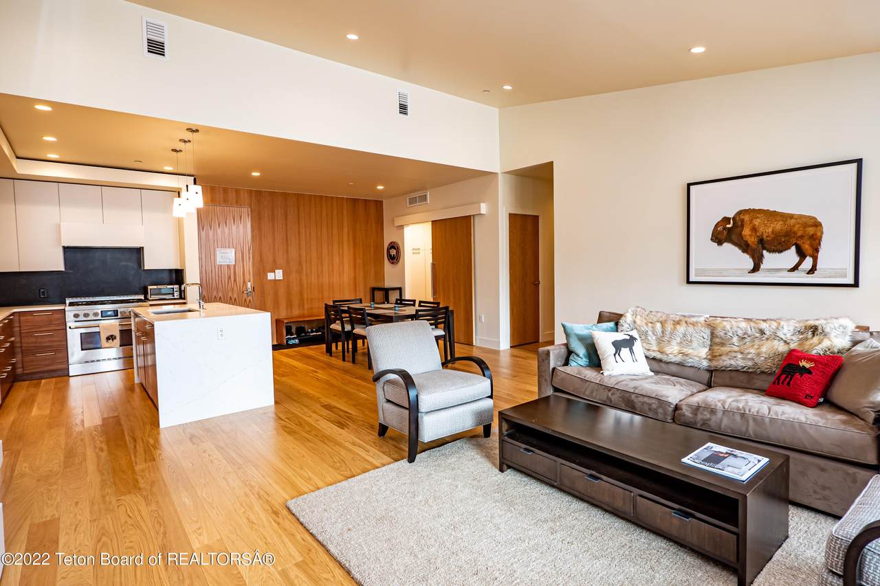 680 Cache 502 Street - Photo 1