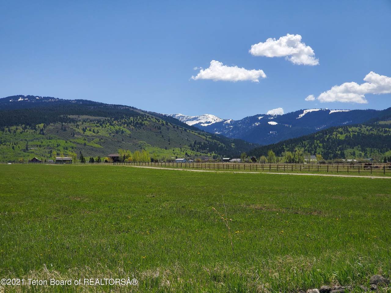4625 20 ACRES 1000 E - Photo 1