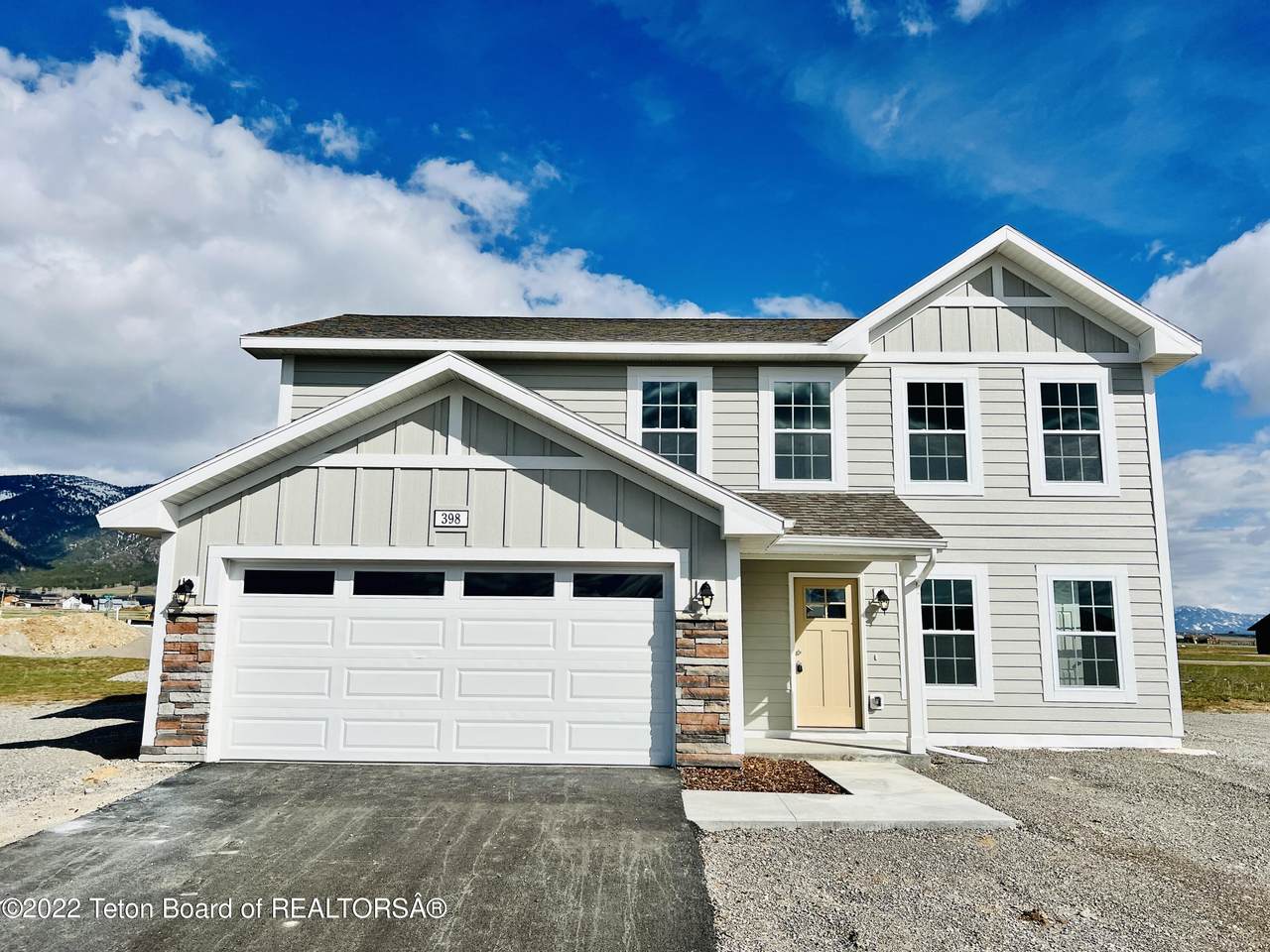 398 Little Greys Loop - Photo 1